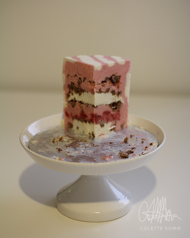 frozen strawberry cheesecake